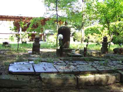 徳川家康の墓